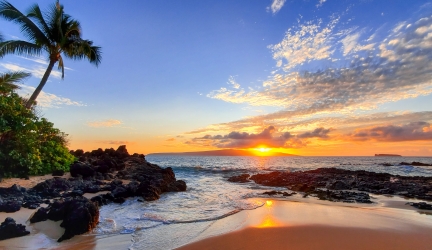 Sunet on Hawaiian beach